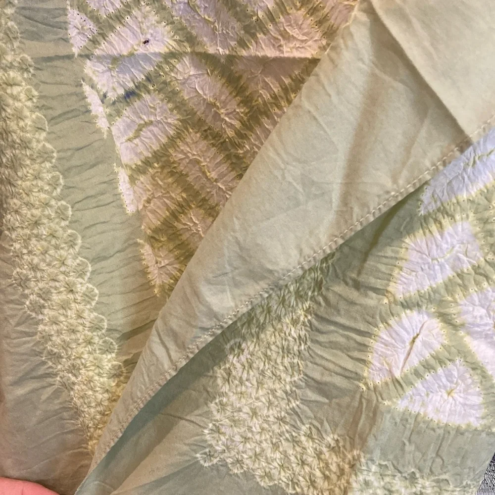 Embroidered Sheer Scarf apple green Japanese 21 x 21 cotton tie dye. Box A‎